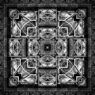 Square Labyrinth